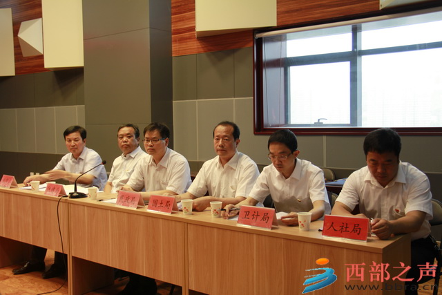 西部之声 图片 凤县人民政府参与电台《政风行风热线》节目